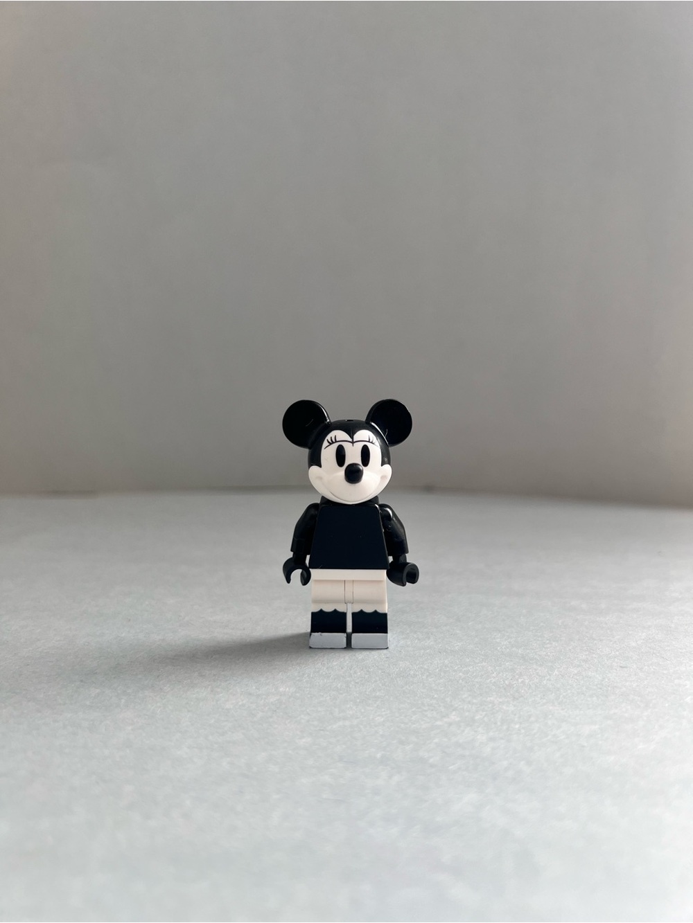 LEGO Disney Minnie Mouse Minifigure